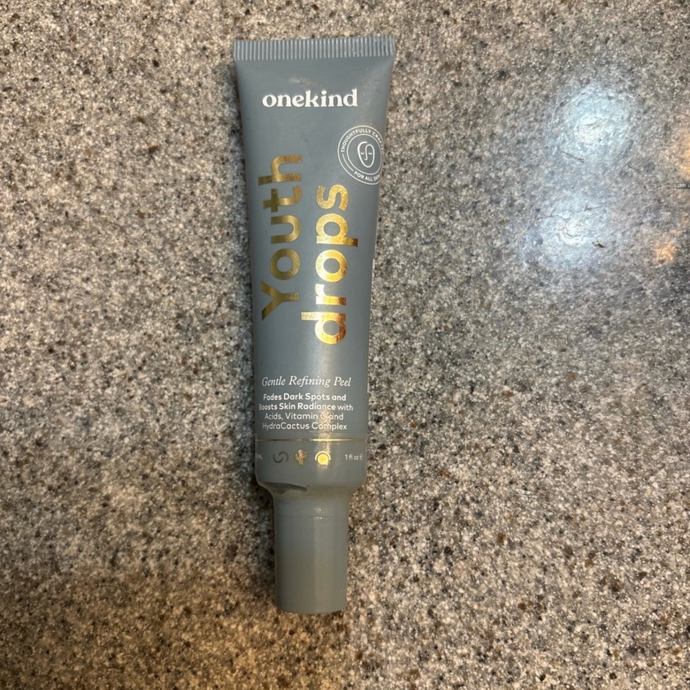 Onekind Youth Drops Gentle Refining Peel - Gray